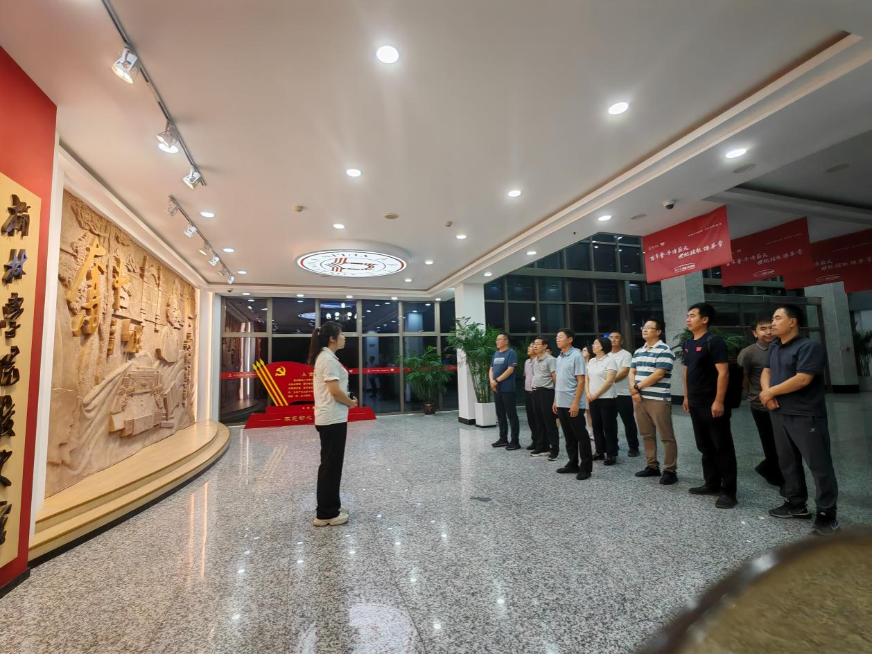 胜天堂际-胜天平台「成绩优美生涯」