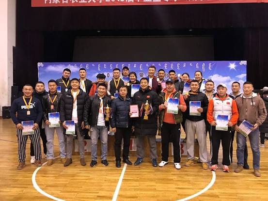 全体运发动合影